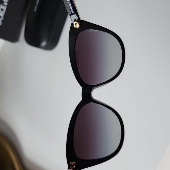 Dolce & Gabbana Sunglasses - Picture 2 of 11